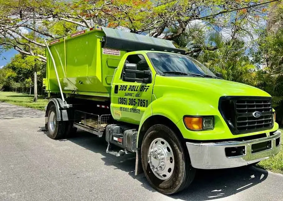 305 Roll Off Service, LLC dumpster rental in Miami, FL